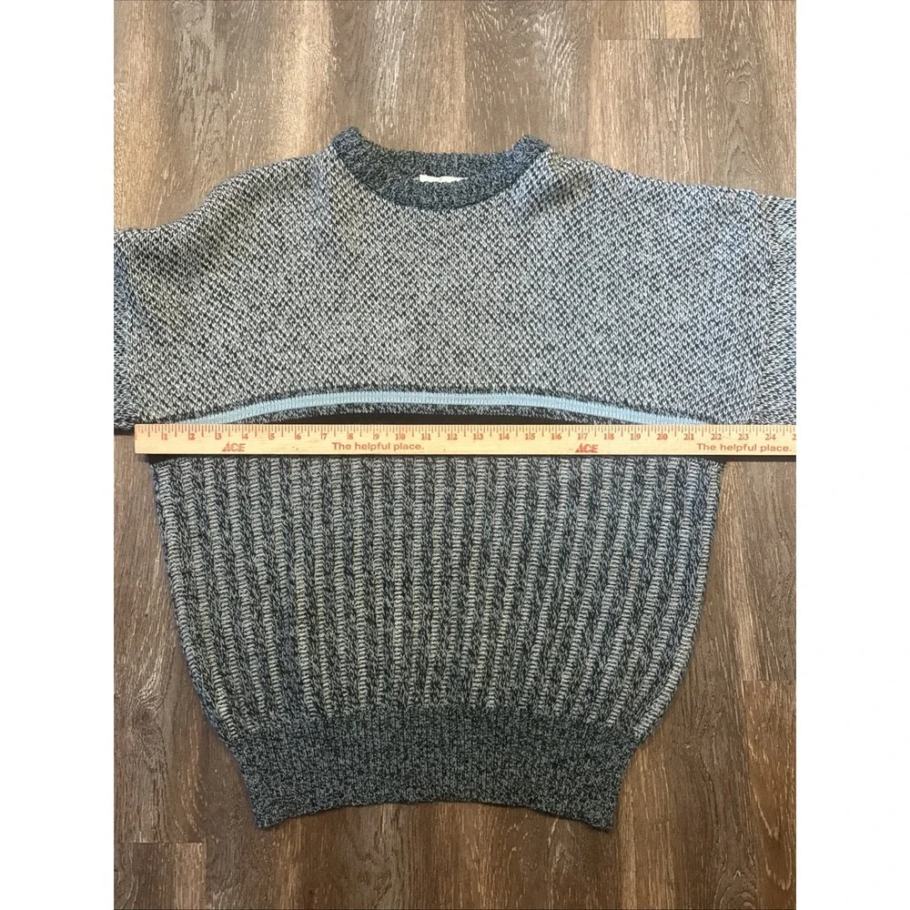 Vintage Michael Gerald Men's M Acrylic Knit Sweater Gray Black Blue Striped